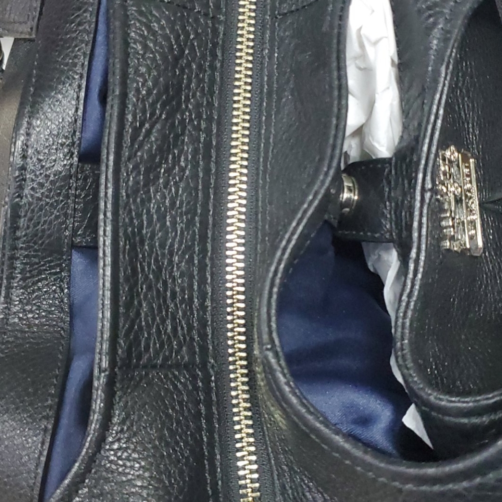 Authentic Coach Handbag ๐ - Picture 8 of 8